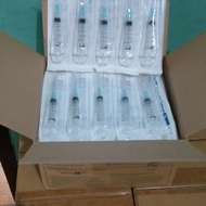 3 ml syringe / 3 ml syringe needle per box contains (100 pcs).