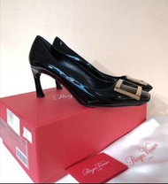 Roger Vivier  黑色size:35 36.5 37 37.5 38 38.5 39 💰3880