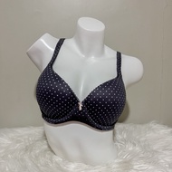 36C — VICTORIA’S SECRET Demi Bra