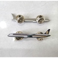 Aircraft Lapel Pin Boeing B787 787-10 Airlines Metal pin