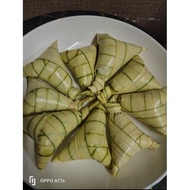 ketupat palas Frozen serunding