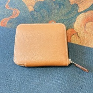 【99新】HERMES 經典silk in系列 棕色 EPSOM 小牛皮拉鍊絲巾短夾零錢包
