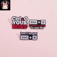QQBdecorColorPin Funny Shortcut Key Brooch Pin Ctrl+Z Doesn't Work in Real Life Brooch Metal Badges