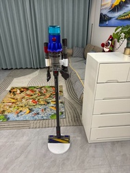 Dyson v12 吸塵器 幾乎全新