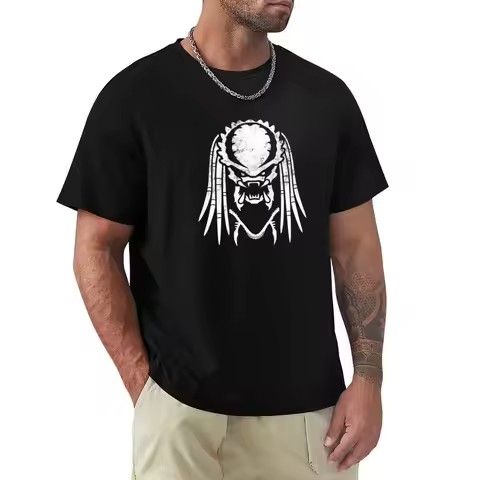 Predator Grunge predator with alien tail T-Shirt Casual Loose Fit Summer Tee Shirt