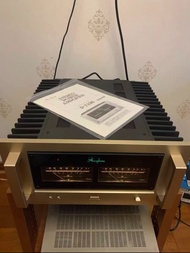 accuphase金嗓子P7100立體聲後級功放電源可跳線，模擬平衡輸出，全新僅試用過，功能正常，含說明書包裝都齊