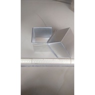 Small square baking pan size 10x10x8
