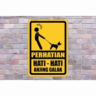 Fierce dog heart sign 30x40 cm