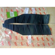 XTRA Genuine Nouvo 2/3 foot mat