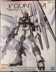 Bandai MG 1/100 Nu V Gundam ver.ka 牛高達