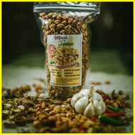 ◳ ◮ ▬ Mani Ni Juan ang mani na ulam (mixed nuts with Garlic overload/dilis/shrimp)