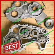 [SKT] COVER TIMING GEAR PUMP OIL GEAR PENGHUBUNG TOYOTA 2KD 2.500CC