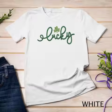 Lucky To Be Irish Celebrating Heritage In Style T Shirt Sweat