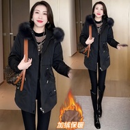 Áo Khoác Cotton Dày Có Mũ Trùm Đầu Cho Nữ Mùa Đông 2024 Áo Khoác Cotton Dài Vừa Phải Có Cổ Lông Cừu