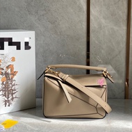 Boutique+Quality Lo Brand puzzle 24/29 Boston Bag Crossbody Shoulder Handbag