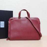 PRADA 紅色牛皮公事包肩背包