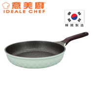 意美廚 - 韓國製 CRYSTAL II 鋼化鑄鋁鈦塗層易潔單柄煎鍋 30cm - 綠色 (IC17630F)