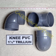 KNEE PVC 1.25" TRILLION