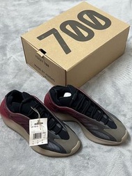 Adidas Yeezy 700 V3 GW1814 Sneakers