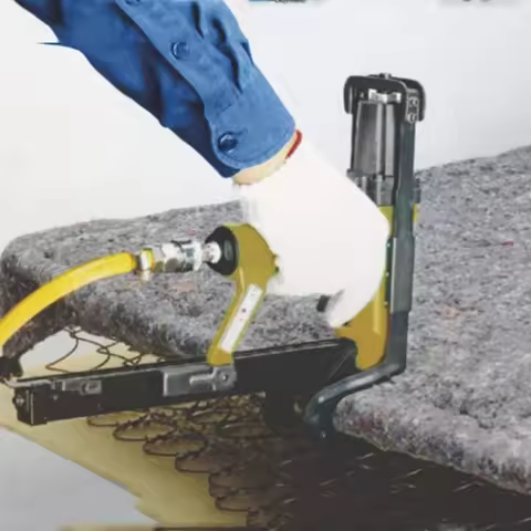 P88U Pneumatic Nailing Gun, Brown Chip Air Stapler for Sofa Cushion Cloth Woodworking