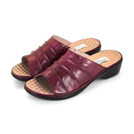 Pierre Cardin รองเท้าผู้หญิง รองเท้าแตะ รองเท้าแตะส้นแบน นุ่มสบาย ผลิตจากหนังแท้ สีแดงเบอรี่  รุ่น20SS230