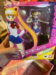 Sailor moon  地場衛 禮服蒙面俠 美少女戰士 SHF Figure