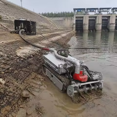 Robot Cleaning Machine Customized Desilting Robot Hydraulic Crawler Cleaning Machine with Remote Con