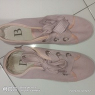 Preloved Berry*enka Shoes