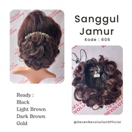 Curly Bun natural By Seven 7 Revolution (606)