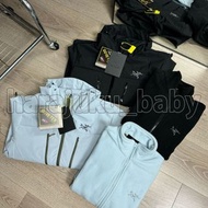 ARCTERYX SV 戶外防水硬殼壓膠三合一情侶衝鋒衣 秋冬季 保暖 三合一外套 3-in-1 Jacket 可拆內膽外套 羽絨外套 Parka 防水 防風 件褸 外褸 風褸 GORE-TEX 滑雪