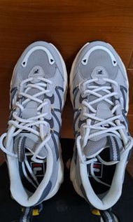FILA FLUID 6 休閒鞋