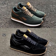 Sepatu Pria Rebook Classic Running