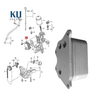 06J117021D EA888    Seat   A4 A5 Q5 1.8 2.0 Oil Radiator Cooler 06J117021M