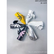 Retro Light Soft Leather Sneakers for Daily Commute - Silver D25A