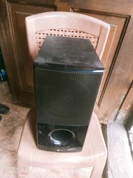 SPEAKER SUBWOOFER 6INCH AKTIF 3OHM 300WATT MANTAP Bekas HOME THEATRE MOBIL LAINNYA OK BASS BULAT