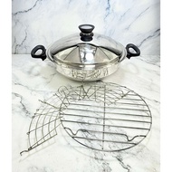 Amway Queen Curved Pan Made in Usa Size 31 cm. 952 With Equipment (Boat 13 Has Been Used Very Little