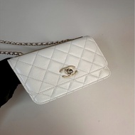CHANEL｜mini trendy WOC