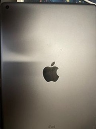 Ipad 7 128GB兩角有花痕，不影響，能正常使用