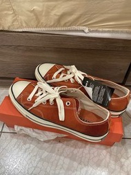 Converse 1970 髒橘色帆布鞋