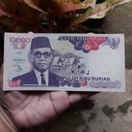 K.205 KOLEKSI UKI KERTAS KUNO INDONESIA 10000RP 1992 IMP.1996 SERI SRI SULTAN HAMENGKU BUWONO IX EF+