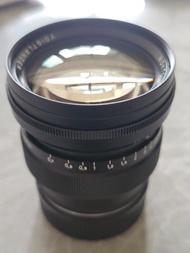 Voigtlander 75mm f1.5 VM