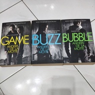 The Game Trilogy : Game + Buzz + Bubble
