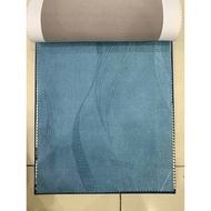 Blue curtain size 1m5 x height 3m3
