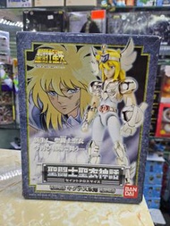聖鬥士星矢 天鵝座 冰河 BANDAI