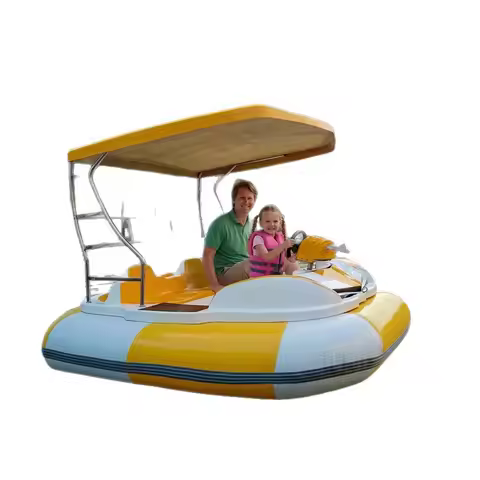 Electric bumper boat scenic spot leisure and entertainment, play pleasure boat swimming