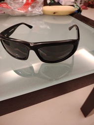 BLUE  ELEPHANT 黑色太陽眼鏡