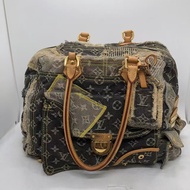 Vuitton/路易威登 中古牛仔拼接手提包  LV中古牛仔拼接手提包，經典老花，牛仔拼接設計，容量大，正常使用痕跡，牛仔包