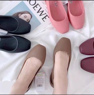 🏆💎認證商家🏆💎 crocs 洞洞鞋   輕便  平底鞋  拖鞋 涼鞋 毛毛鞋 保暖 加棉 Crocs, autumn and winter, velvet slippers, sandals, fu