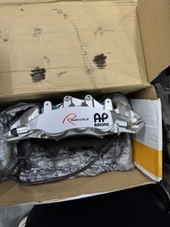 AP Racing Radi-CAL II 煞車卡鉗