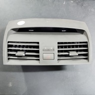 TOYOTA CAMRY ACV40/ACV41 CENTER AIRCOND VENT SET (ORIGINAL USED) 251279